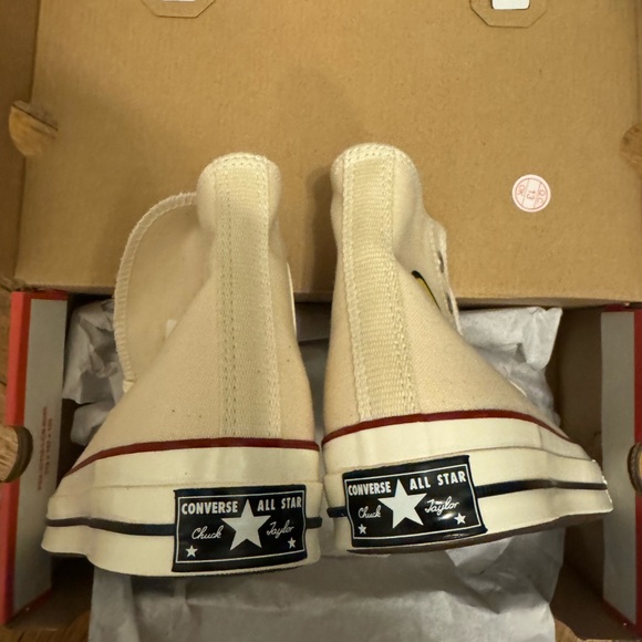 Custom Converse Smiley Face NIB Size W9/M7 - Picture 5 of 8